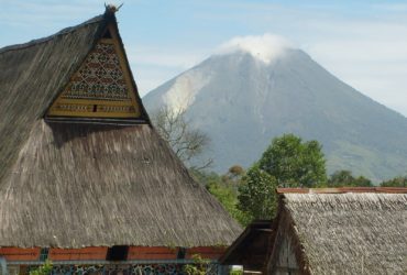 Alamat Dukun Sakti Karo
