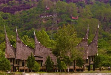 Alamat Paranormal Tanah Datar